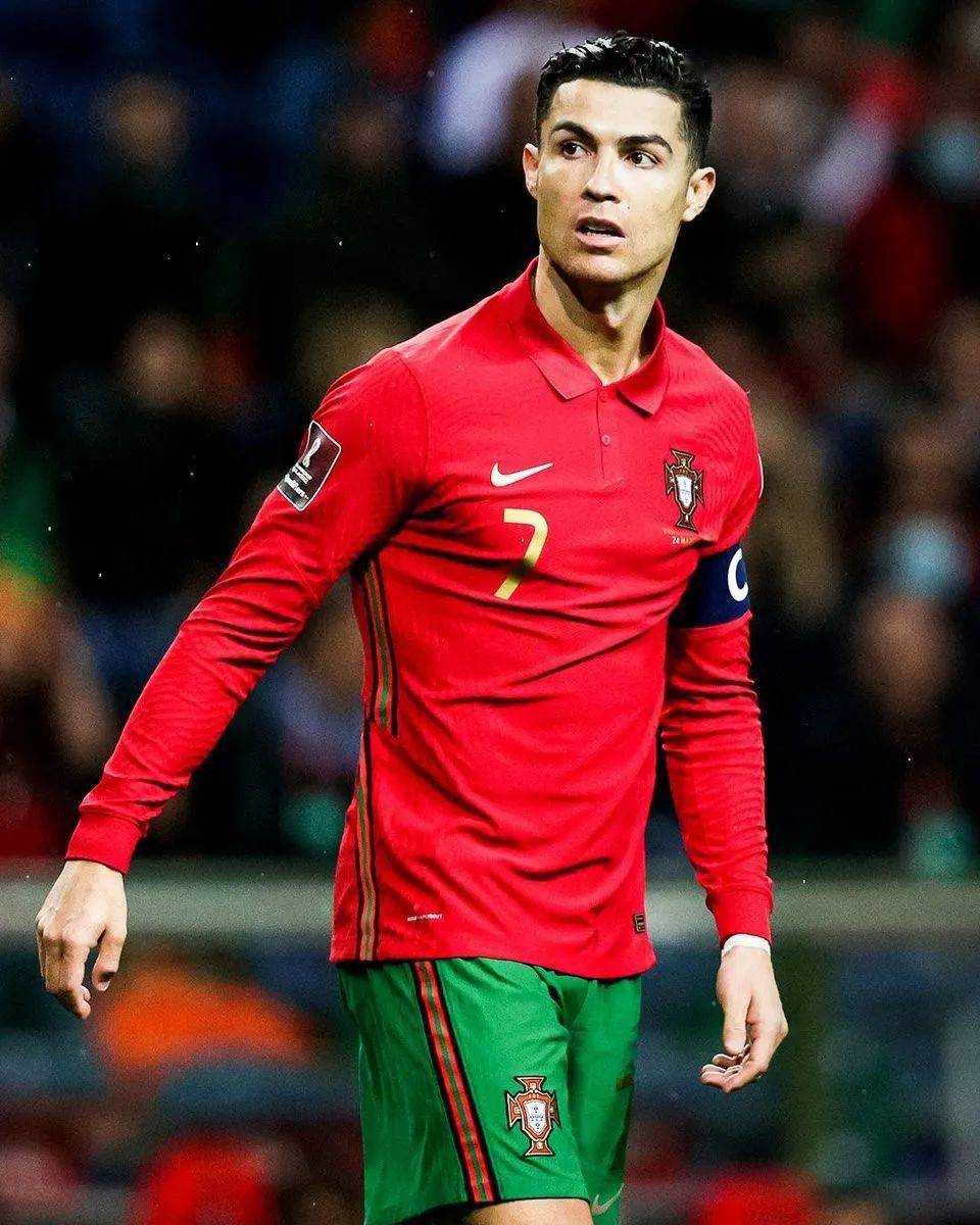 光头造型强 光头造型强